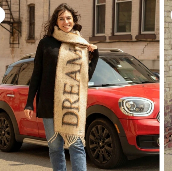 SPRIGS INSPIRATIONAL OVERSIZE SCARF DREAM - Picture 4 of 7